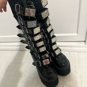 Demonia Swing 815 boots